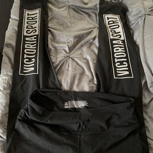Black Victoria’s Secret VSX sport leggings